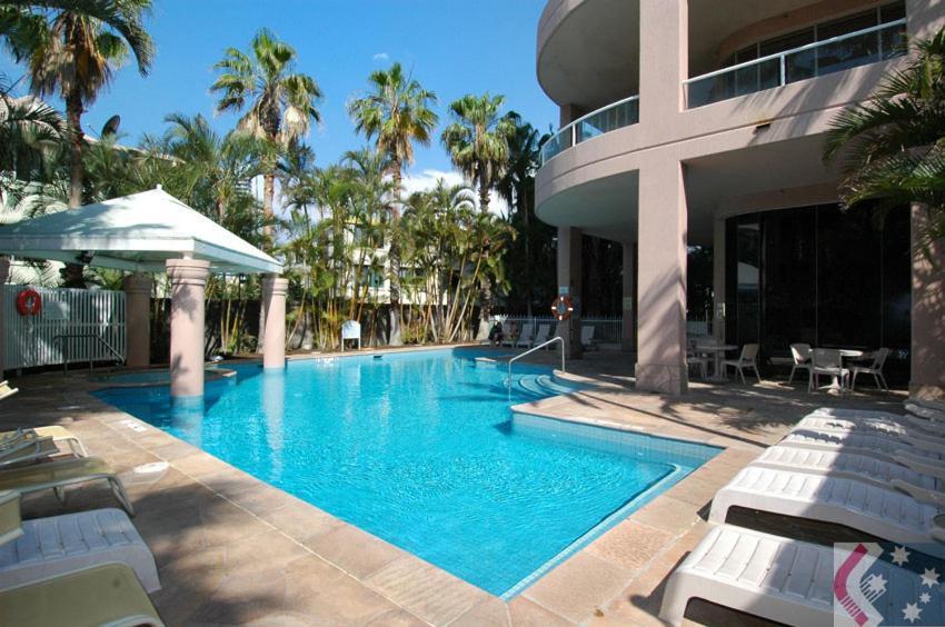 Deluxe Private Apartment And Studio - Ocean Views Gold Coast Exterior photo