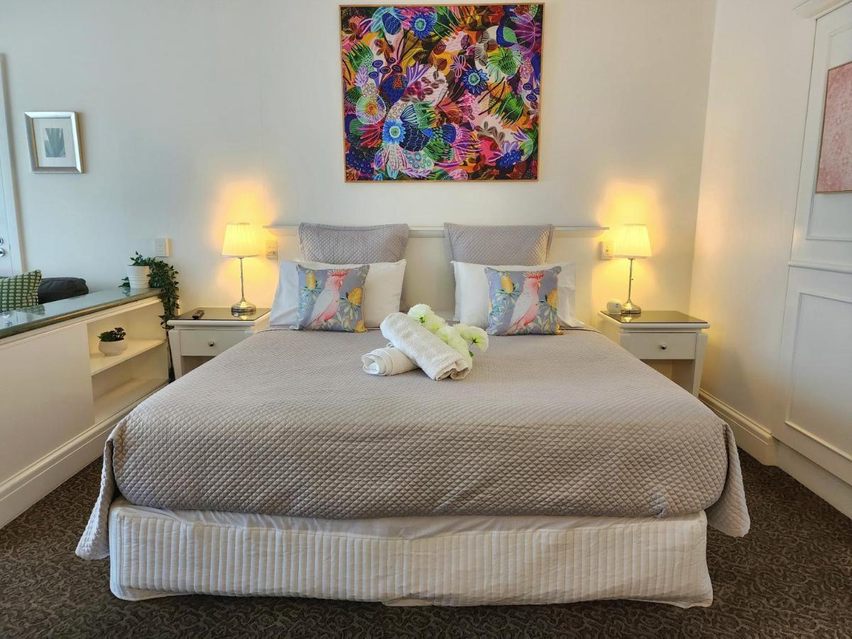 Deluxe Private Apartment And Studio - Ocean Views Gold Coast Exterior photo