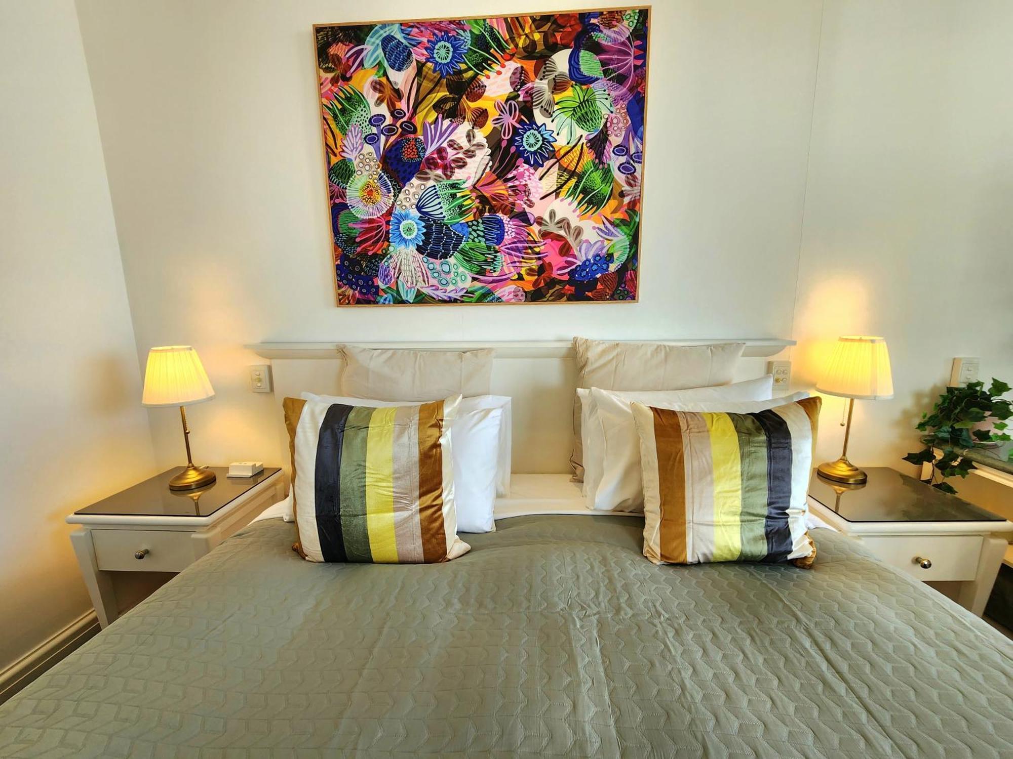 Deluxe Private Apartment And Studio - Ocean Views Gold Coast Exterior photo